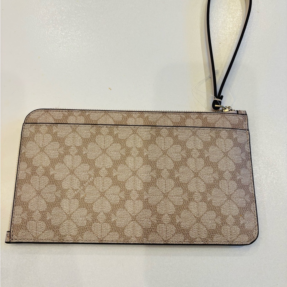 Kate Spade Tan Floral Wristlet in dark beige PVC material Mint condition - Picture 3 of 7